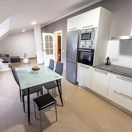 Apartamento Ponte Camarinas Bagian luar foto