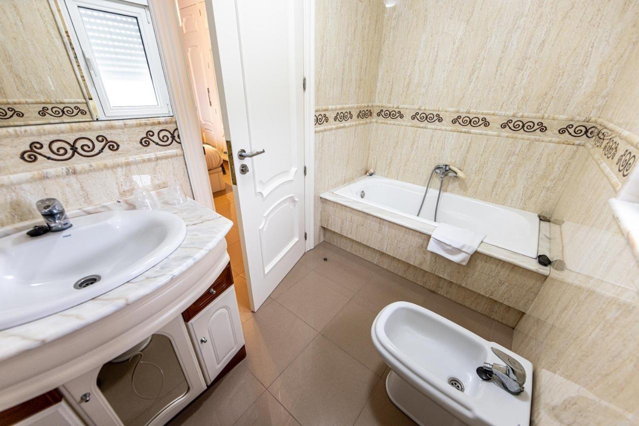 Apartamento Ponte Camarinas Bagian luar foto